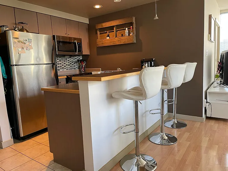 732 Cormorant St #402 — Photo 1