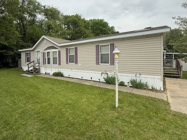 3200 N Dirksen Pkwy Lot 323, Springfield, IL 62702