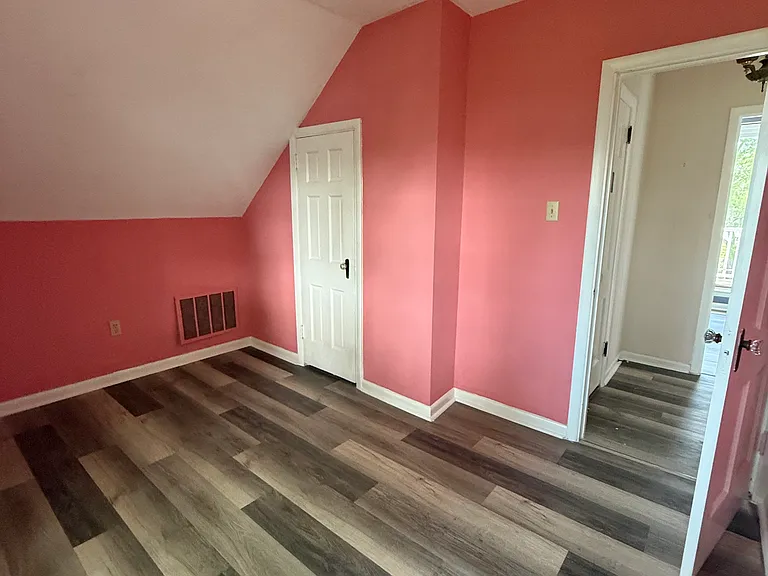 716 River St — Photo 25