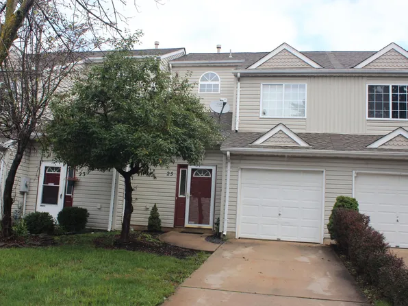 25 Sassafras Dr, Lumberton, NJ 08048