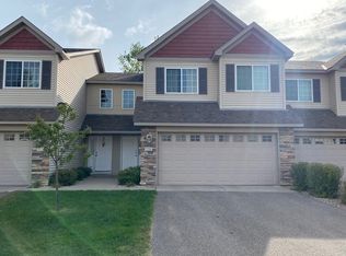 5268 Greenwood Dr, Mounds View, MN 55112