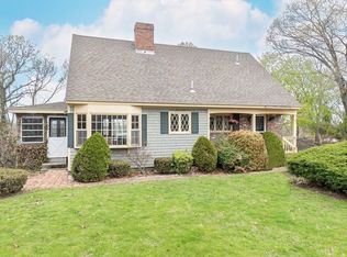 6 Cedarcrest Rd, Salem, MA 01970