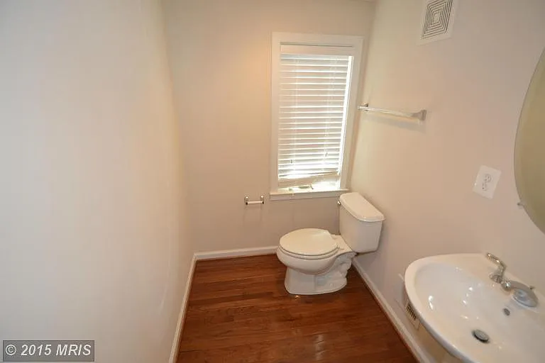 Powder room