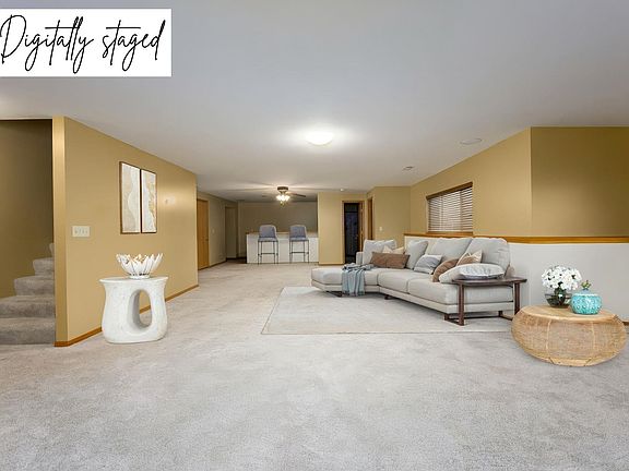 5th image of 223 W Waterford Ct