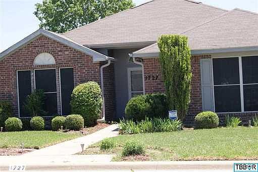 1st image of 1727 Bent Oak Dr