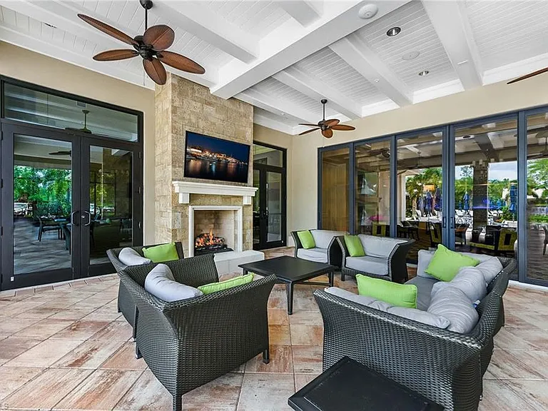 6767 Pennyroyal Dr — Photo 38