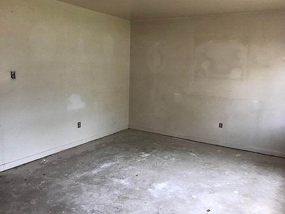 5th image of 1556 Gordon Ave SE