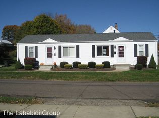 1999 Cramer Ave, Akron, OH 44312