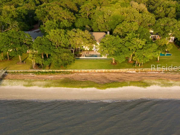 12 Brams Point Rd, Hilton Head Island, SC 29926