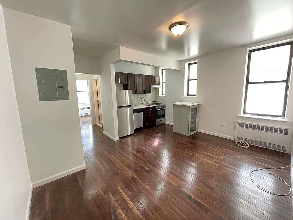 1st image of 125 E 19th St #3F
