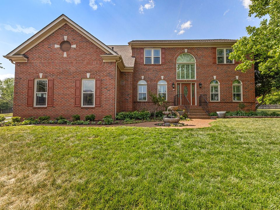 1st image of 318 Logans Cir