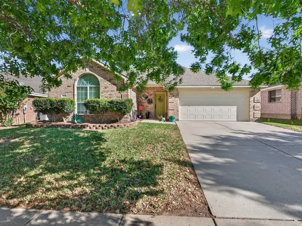 4504 Embercrest Ln, Fort Worth, TX 76123