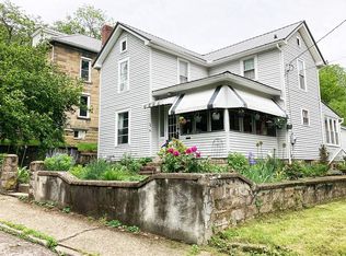 94 N Shafer St, Athens, OH 45701