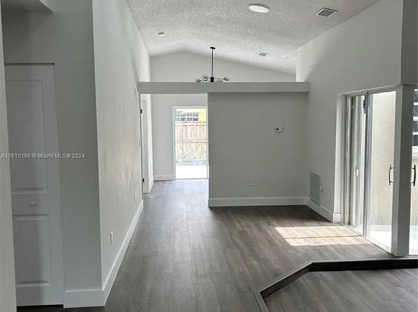 (undisclosed Address), Miami, FL 33185
