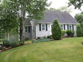 99 Brook Hill Dr, Seekonk, MA 02771