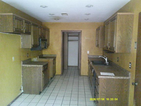 2nd image of 2529 Eagle Rd