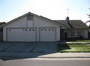 8520 Deodar Crest Ct, Elk Grove, CA 95624