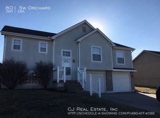 801 SW Orchard Ct, Grain Valley, MO 64029