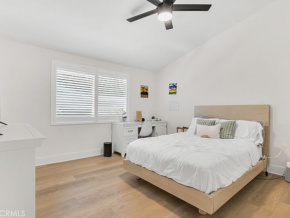 4th image of 20509 Rhoda St