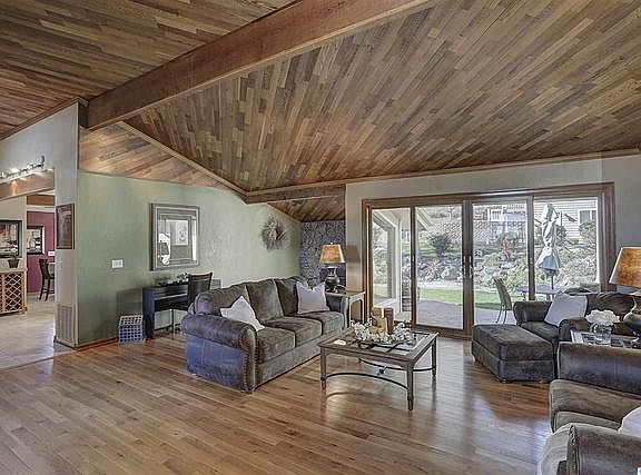 5th image of 2519 Blue Hill Ct