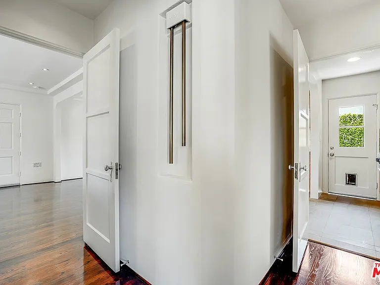 2128 Ashland Ave — Photo 16