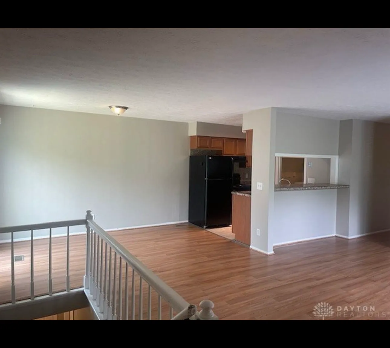 64 Sunnyside Dr — Photo 3
