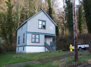 796 38th St, Astoria, OR 97103