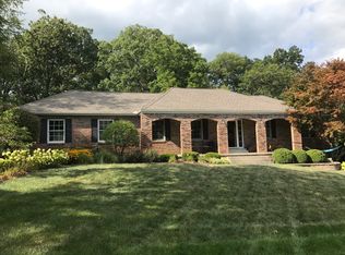 19378 Inverness Ct, Bloomington, IL 61705