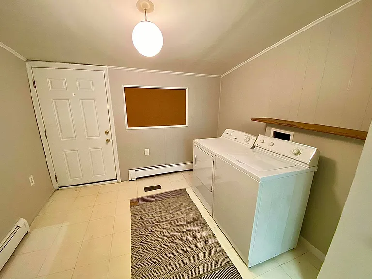 1309 Hull St — Photo 6
