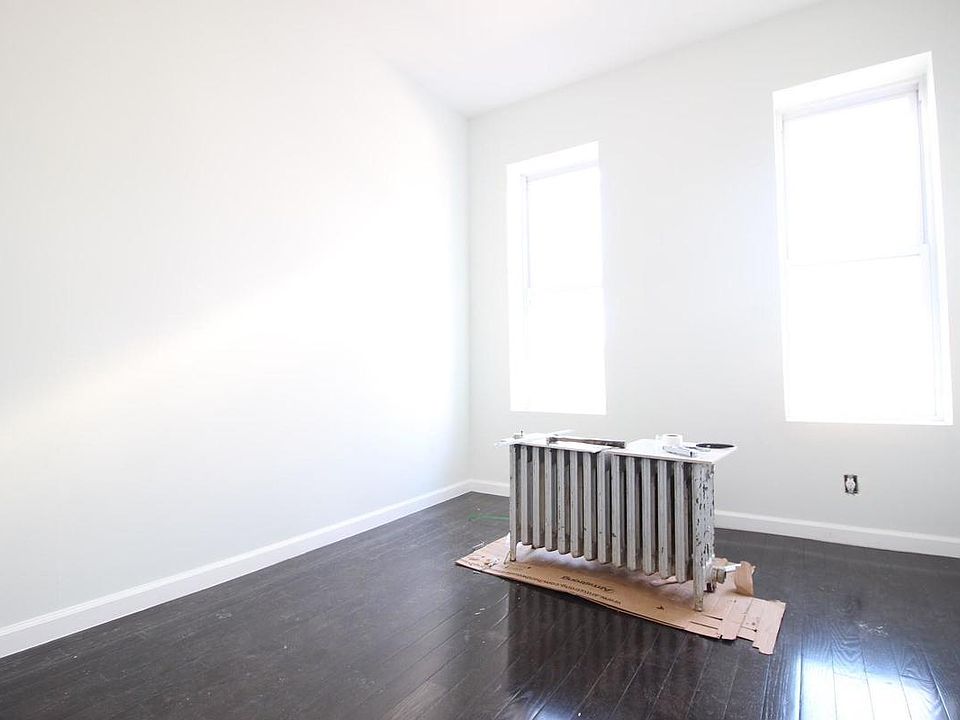 2nd image of 1218 Nostrand Ave #3R