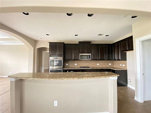 4th image of 5825 Mantalcino Dr