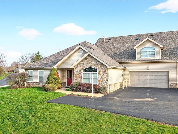 2nd image of 6034 Triple Crown Cir