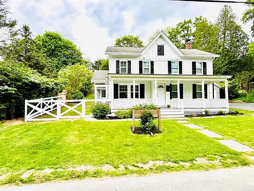 5 Valley Farm Rd Photo 1