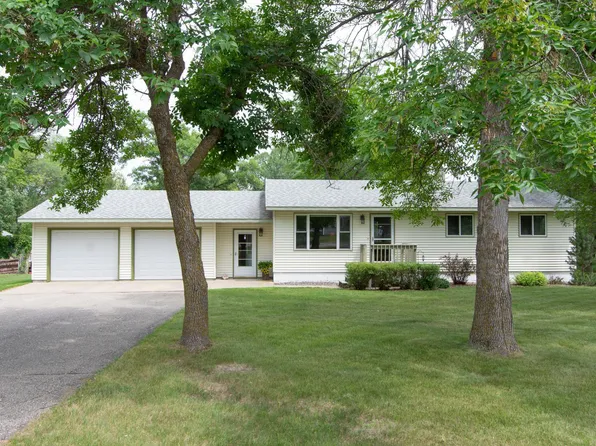 1510 4th St NE, Staples, MN 56479