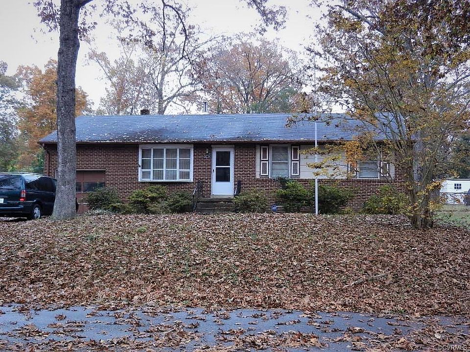 2nd image of 8004 Wynbrook Ln