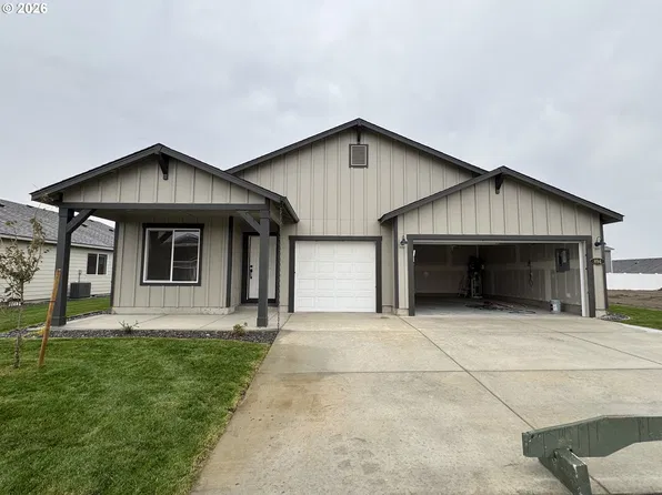 894 E Maple Brook Ave, Hermiston, OR 97838