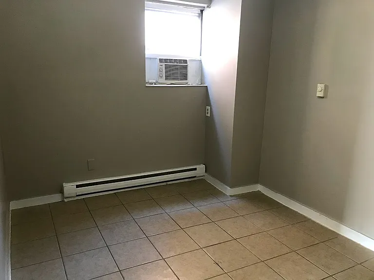 3058 Poppleton Ave #B — Photo 10