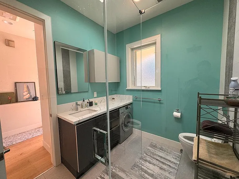 981A Manor Way — Photo 11
