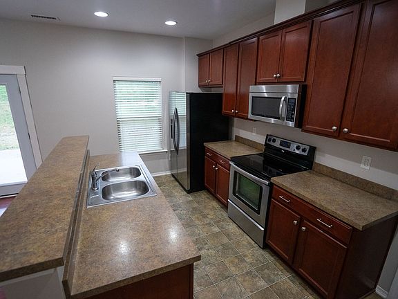 5th image of 3 Mint Hill Ct