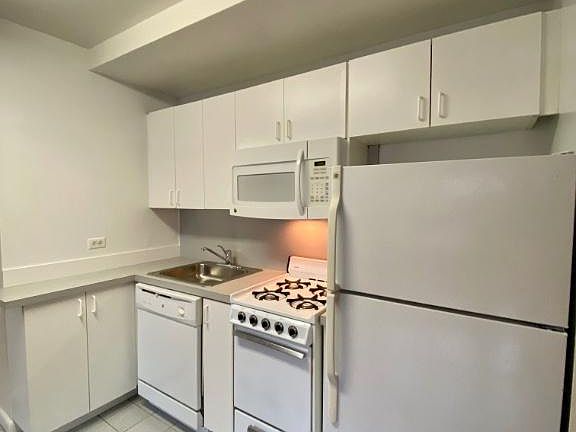 5th image of 1470 1st Ave APT 5G