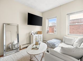 4 Baldwin Pl APT 4, Boston, MA 02113