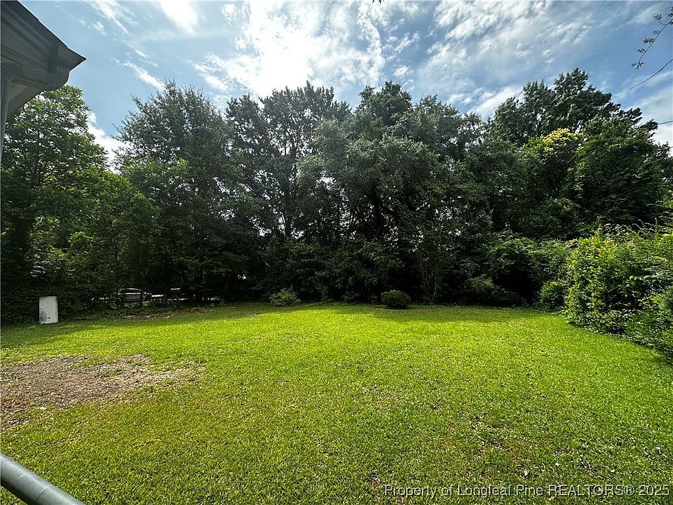 2nd image of 5107 Spruce Dr