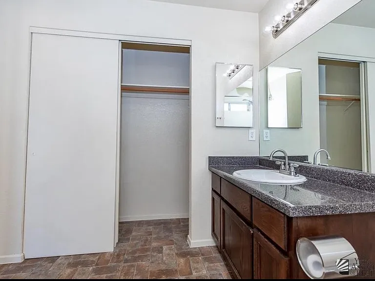4080 S Sunlight Way — Photo 7