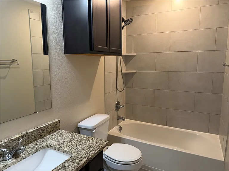 2071 Positano Loop — Photo 16