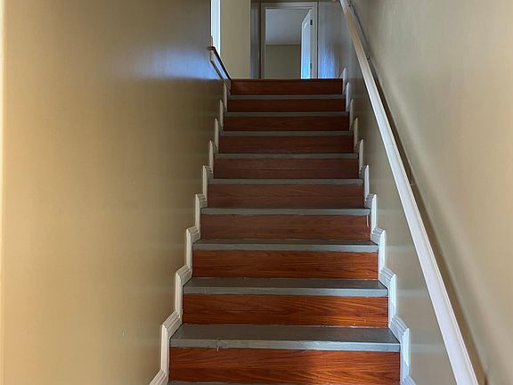 5th image of 217 E 120th St #1