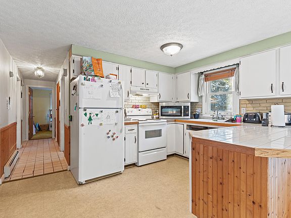 5th image of 47 Landry Drive