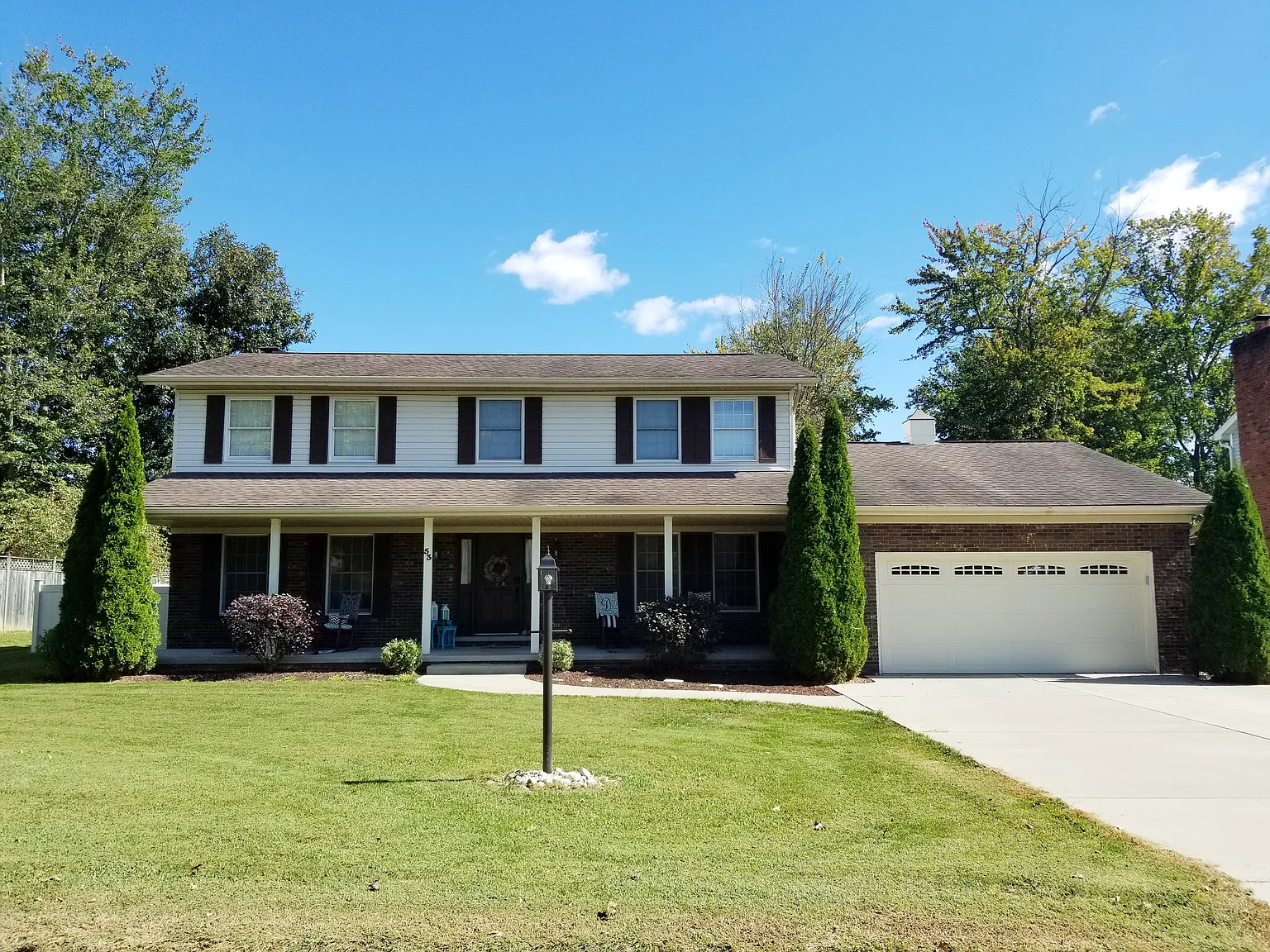 53 Sherwood Cir photo 1