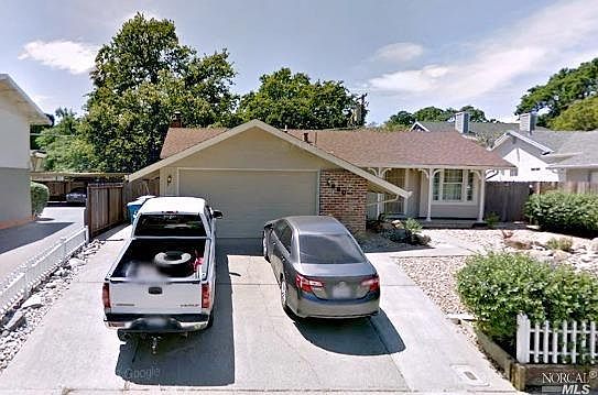 1st image of 660 Walnut Ave