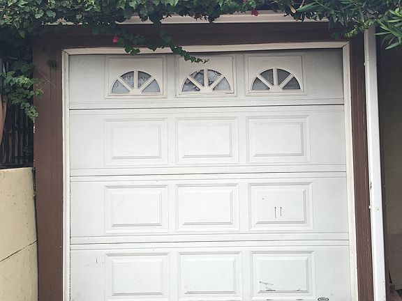 5th image of 1827 Isabel St