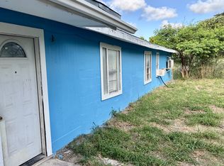 707 W Lakeside Dr #B, Corpus Christi, TX 78418